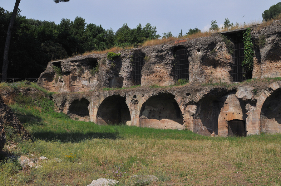 A cisterna das sete salas. Termas de Trajano
